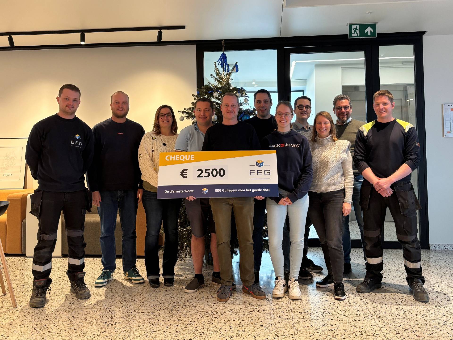 EEG organiseert De Warmste Worst en schenkt 2.500 euro aan goede doelen