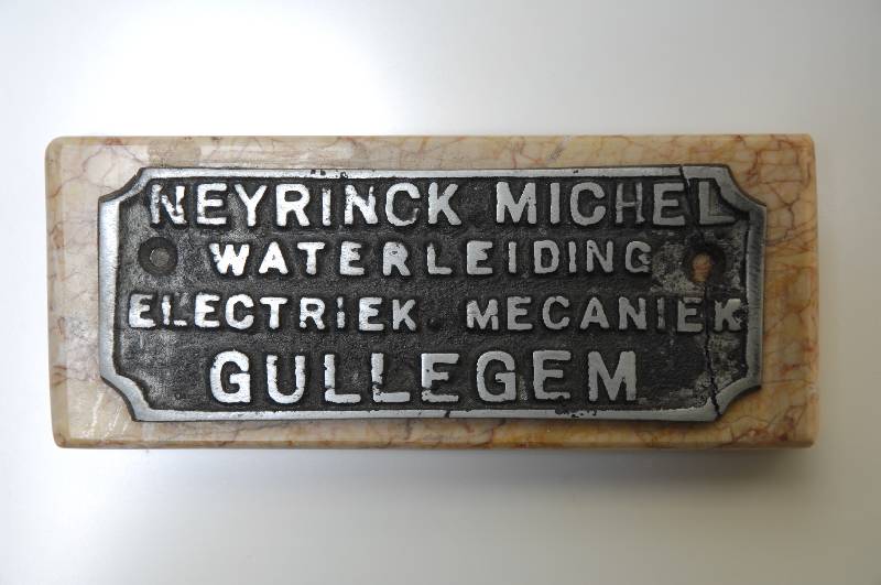 1936