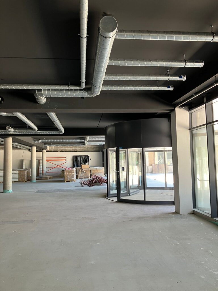Multitechnieken voor de nieuwe vleugel K in CHU Tivoli La Louvière