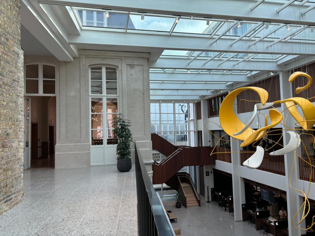 Stadhuis Roeselare: EEG integreert alle technieken voor het meest duurzame stadhuis ter wereld