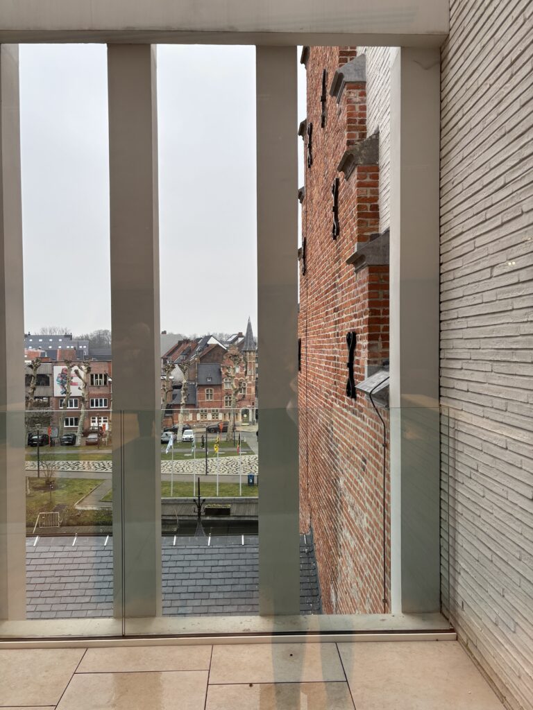 Elektriciteit en audiovisuele oplossingen voor het Postgebouw Lokeren